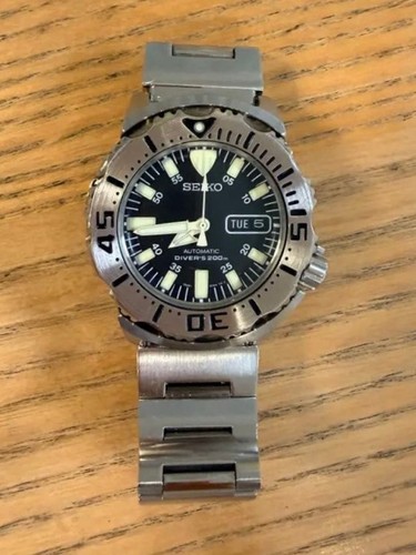 Seiko black monster diver - seiko,