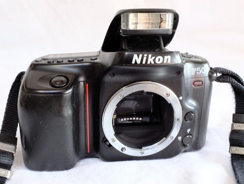 Nikon f50 analoge - nikon,