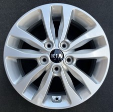 1x Original Kia Ceed CD Carens