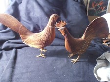 2  Vögel, Hahn und Henne, Bast, Stroh aber massiv, Deko. Hühner, Höhe ca. 24 cm