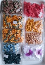 9 Tüten Stoffblumen &