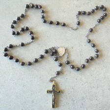 Klassischer Rosenkranz religiös Kreuz Schmuck schwarz Glanz Glasperlen Nr. 4240