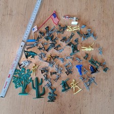 Figuren und Spielsachen Paket