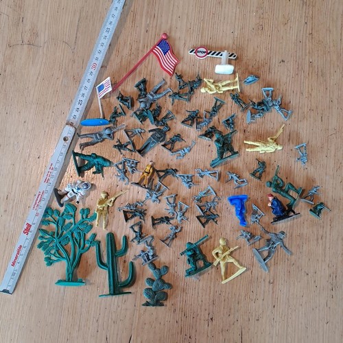 Figuren und spielsachen paket - figuren,