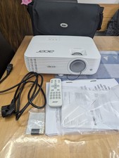 Acer Beamer H6815 4K UHD 4000