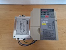 Yaskawa V1000 CIMR-VCBA0010BAA Output: 3 Phasen 0-400Hz 2,2kW mit RFI Filter