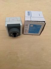 JUNG Schlüssel­schalter WG 800 (IP44) – Neu