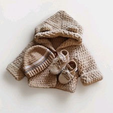Babykleidung in beige, Gr. 50/56 *Set* Baby-Chucks, Mütze+Hoodie, Handarbeit ❤️
