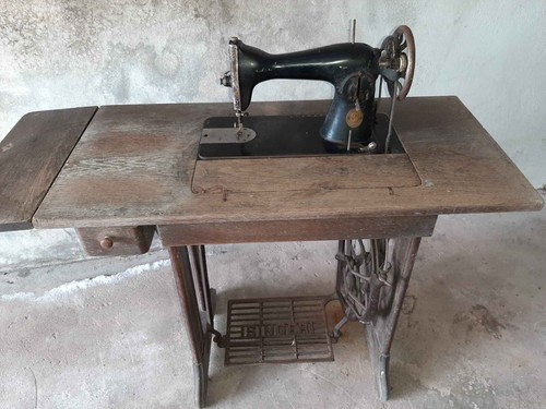 Alte singer nähmaschine - singer,