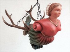  Lüsterweibchen, Patriezierin, aus Massivholz handgeschnitzt 