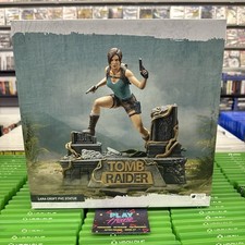 TOMB RAIDER LARA CROFT