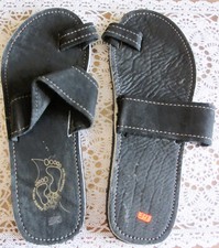 Schuhe Zehenring Latschen "OOOOO on the Roots/Routes" Wildleder-schwarz Gr.38