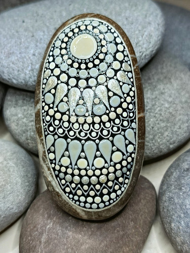 Bemalter stein mandala - bemalter, stein,