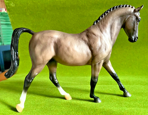 Breyer grullo keen classic - grullo,