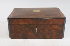 Schatulle Truhe Wurzelholz furniert Messingeinlage Frankreich  (GV472)