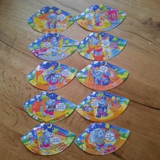 Ü - Ei  Hütchen   10 verschiedene Hütchen nur   1 Euro.   Happy Hippo Hollywood