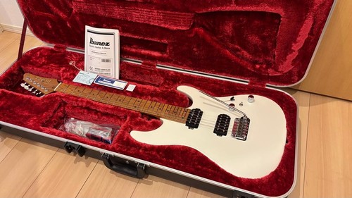 Ibanez az2402 pearl - ibanez, white