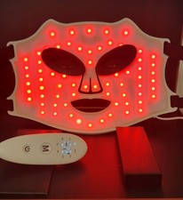 LED Maske 8 Farben Lichttherapie, sehr guter Zustand