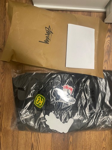 Stüssy crown international - stüssy,