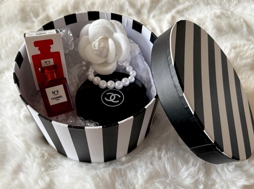 Exklusives chanel beauty - exklusives,