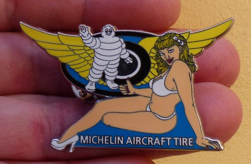Pins pin up blond - pins, pin's