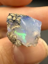 Opal Welo 7.55ct Edelstein