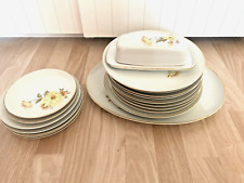 18 -  teiliges Tafel Set.