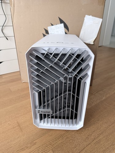 Fractal design torrent nano - torrent,