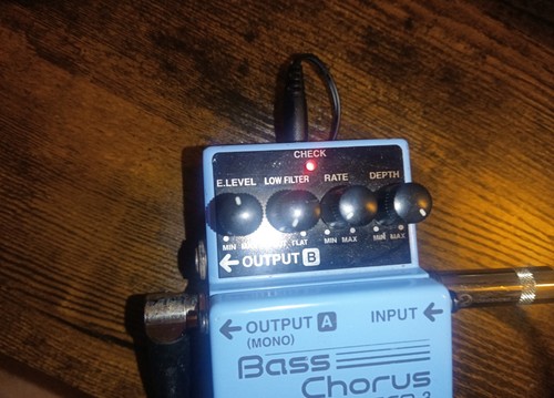 Effektpedal boss bass - effektpedal,