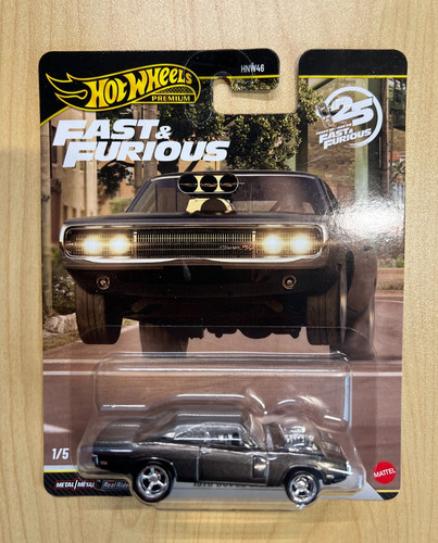 Hot wheels premium fast - hot,
