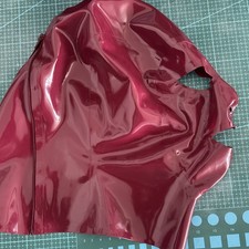 Latexmaske von Feitico Plum