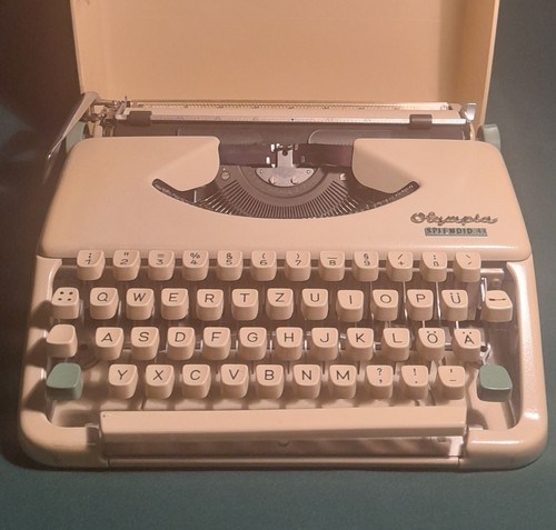 Schreibmaschine olympia - schreibmaschine,