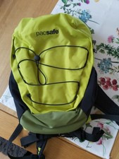 Pacsafe Venturesafe X 12L