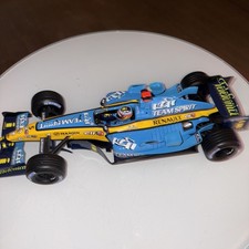 Hot Wheels 1:18 Formel 1 Renault Team Spirit