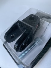 Höherlegungssatz Riser CNC 40mm Minarelli / Peugeot / Kymco Carbon-Look