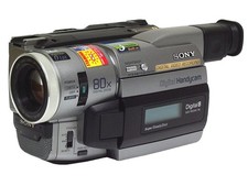 Sony Handycam DCR-TRV210E Digital8 Camcorder - Video8 Hi8 kompatibel