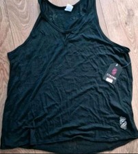 NEU STRONG BY ZUMBA Gr.L