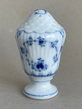 Royal Copenhagen Musselmalet gerippt Salzstreuer Salt Shaker Denmark Streuer