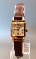 Alte goldene russische Damen Armbanduhr Slava Handaufzug funktioniert 17 Steine