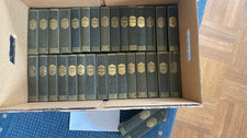 32 Karl May Bücher −