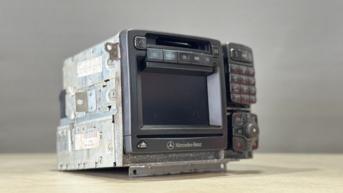 A2208203789 comand monitor - comand,