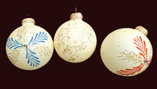 3 antike Christbaumkugeln Weihnachtskugeln Glas weiß Glitzerornamente edel 8,5cm