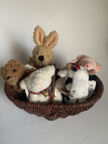 Anhänger mit flügel die - 5,