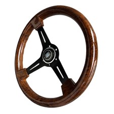 Lenkrad mit Hupentasten