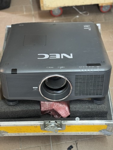 Nec px750ul flightcase beamer - nec,