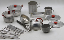Puppenstube Töpfe + Tiegel Besteck Alu Wasserkessel -Q32