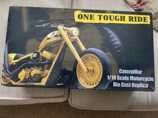 Caterpillar Maßstab 1:10 CAT