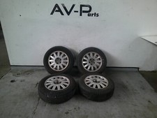 Audi A3 8L Alufelgen Aluminiumfelgen Radsatz Sommerreifen 15 Zoll 8L0601025