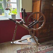 Funktionstüchtiges Antikes Spinnrad 