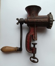 Antiker Fleischwolf Alexanderwerk Gr. 5, Handkurbel, ca 1950er Jahre Gusseisen